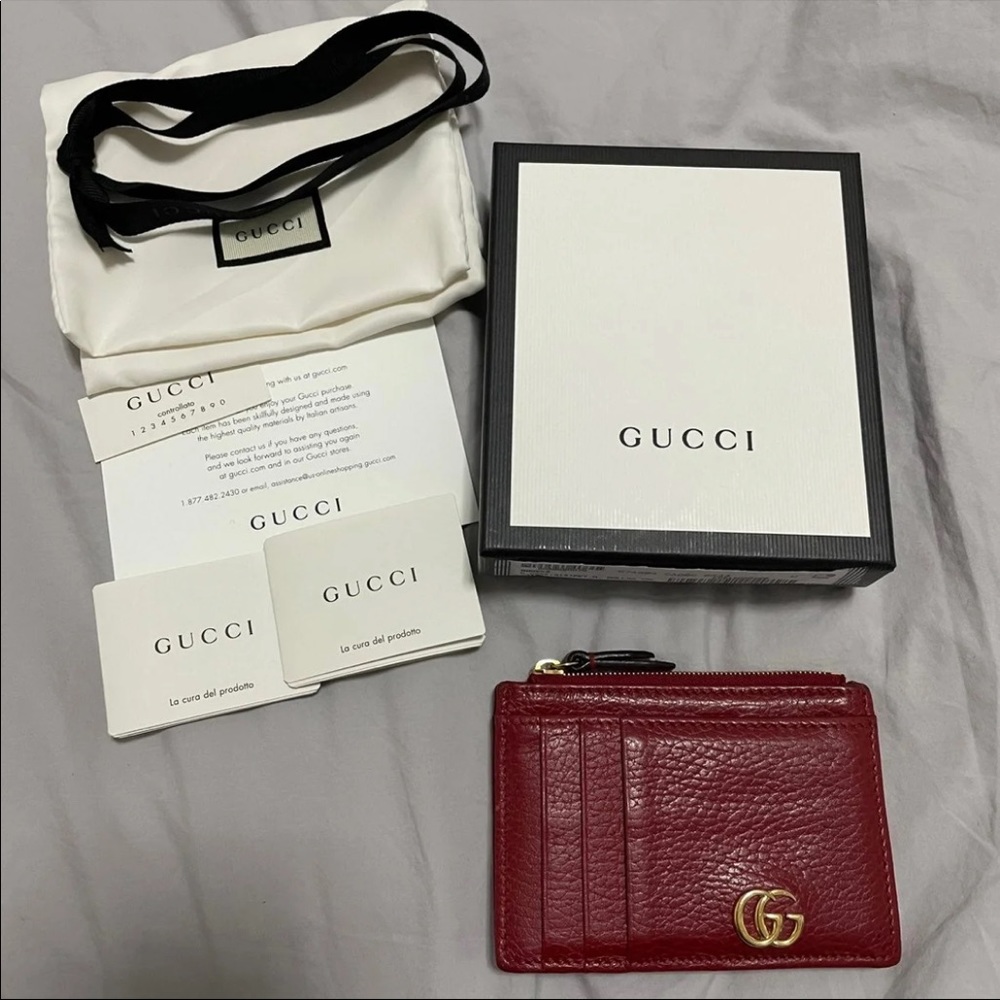 Authentic Gucci marmont card case